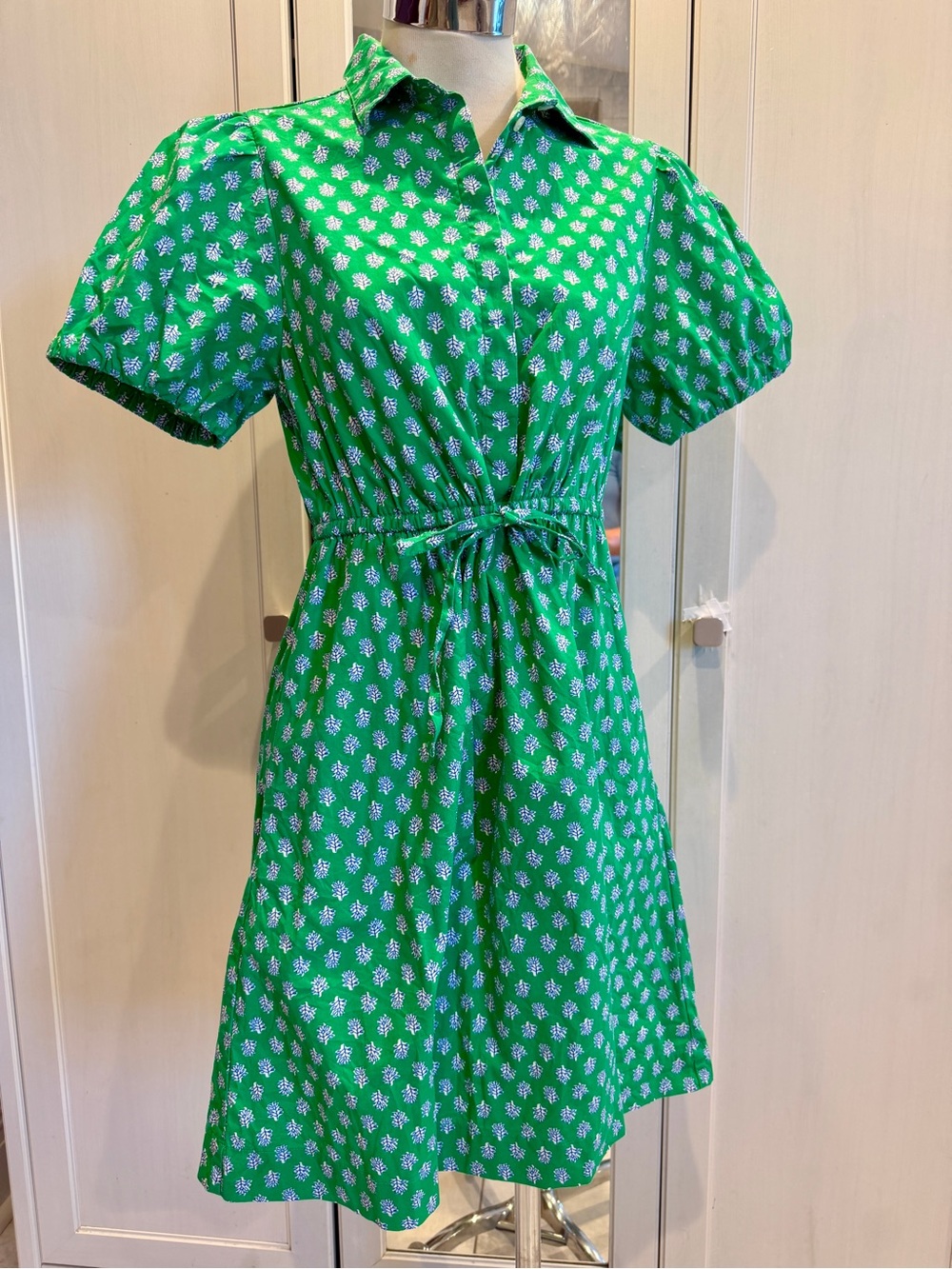 J. Crew Green Short-Sleeve Button Front Dress with White Floral Motif